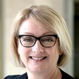 Ms Yvonne Parnell
